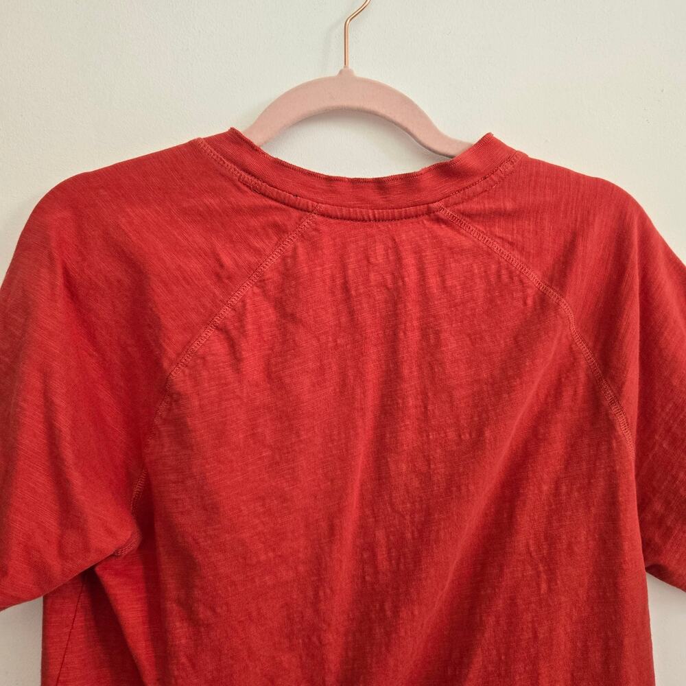 Gap Men Henley Short Sleeve Tee Casual Red Raglan Sleeves Cotton Basics Medium - Picture 6 of 10